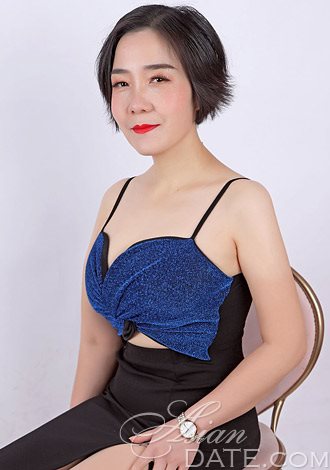 Gorgeous profiles only: Zhiping from Changsha, beautiful  Asian member