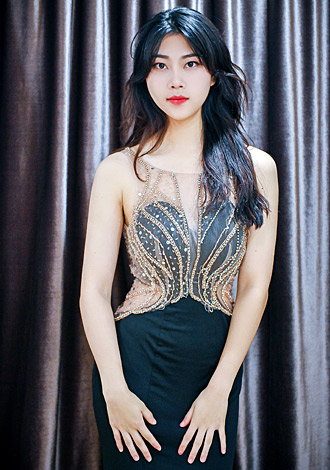 Date the member of your dreams: Qian, member from China