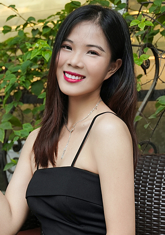 Most gorgeous profiles: caring Asian member Thi hang from Ha Noi