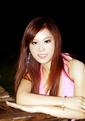 Gorgeous single women: single Asian lady Ying from Chenzhou