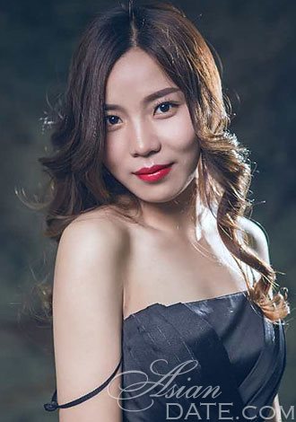 Gorgeous profiles pictures: Dandan from Shanghai, member real