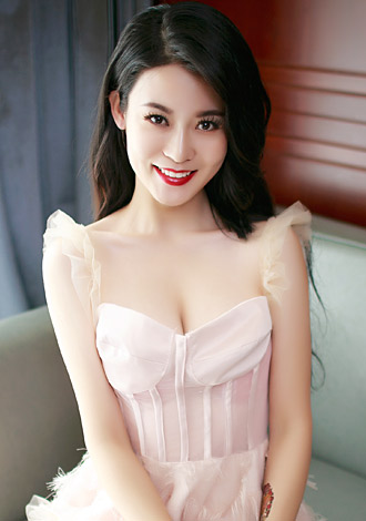 Gorgeous profiles pictures: pretty China member Fangjing from Shanghai