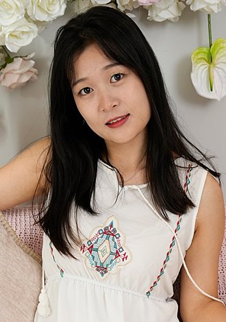 Gorgeous member profiles: Lingling from Chengdu, Member lone Asian